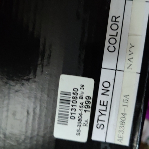 Sandles heels - Picture 4 of 4